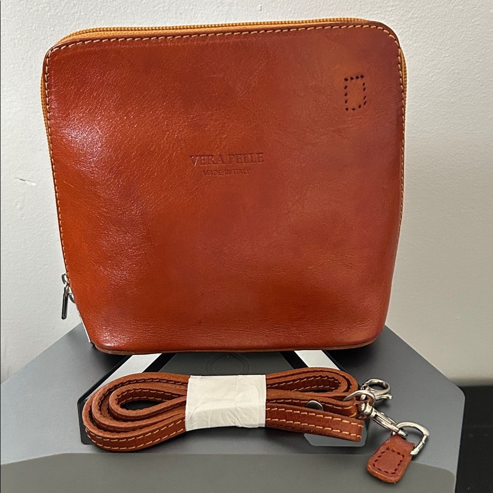 Vera Pelle Genuine Leather Crossbody Bag Made in Italy – Caramel Brown🤎🧡